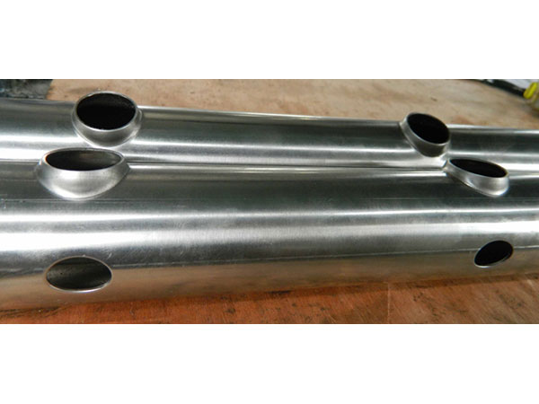 Punching tooling is equipped to punch holes on aluminum pipes or aluminum profiles